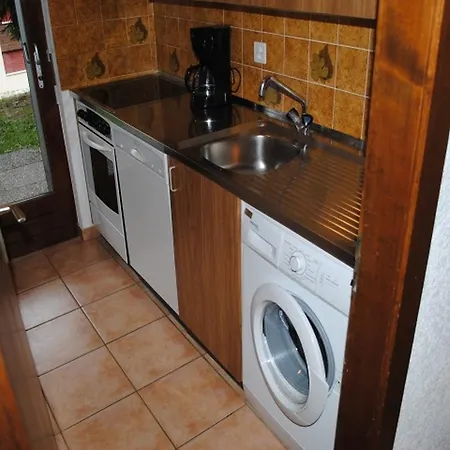 Armina Apartment Lens